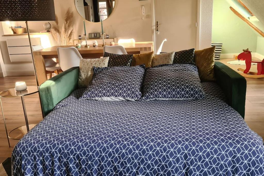 Duplex Centre - Le Marche Apartment โอแบร์เน ภายนอก รูปภาพ